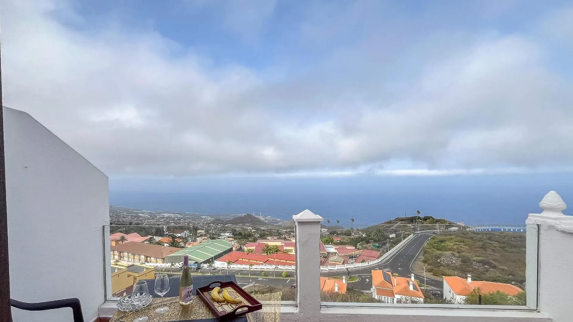 Lightbooking La Palma Villa De Mazo location